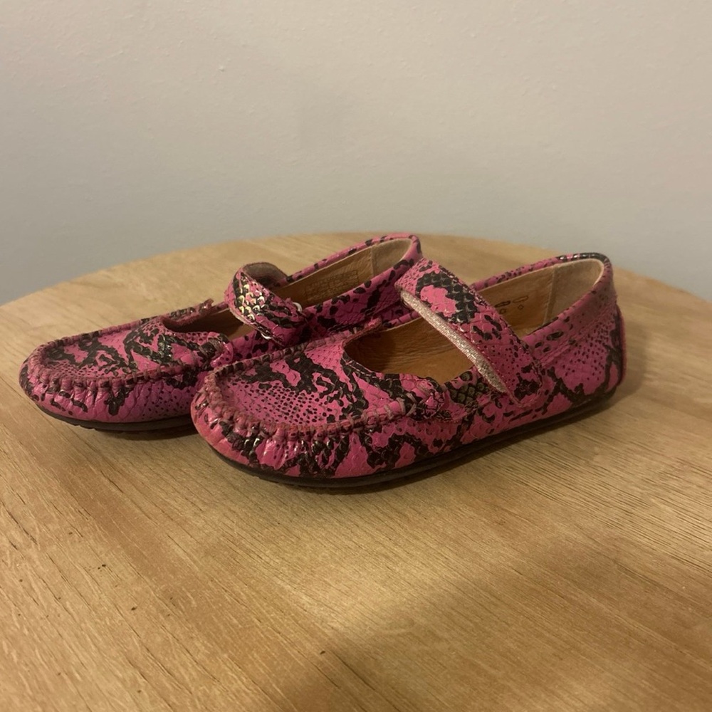 Umi Pink Snakeskin Dress Shoes size 9 toddler NeW with box